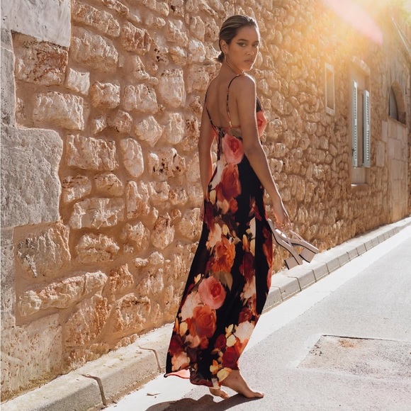 RESA Margot Dress - Picture 2 of 11